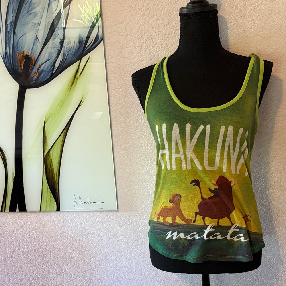 Disney tank top shirt size medium